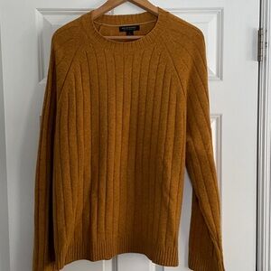 Banana Republic Men's Ochre Crewneck Sweater